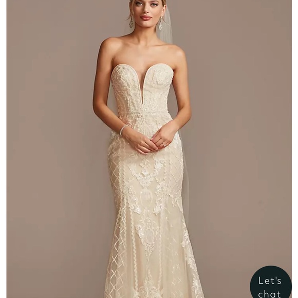 Elegant Strapless Lace Wedding Dress